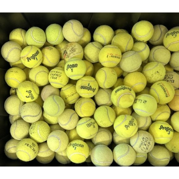 25 Used Tennis Balls Great for Dogs These Make Great Dog Toys  SAME DAY SHIPPING - Picture 5 of 6